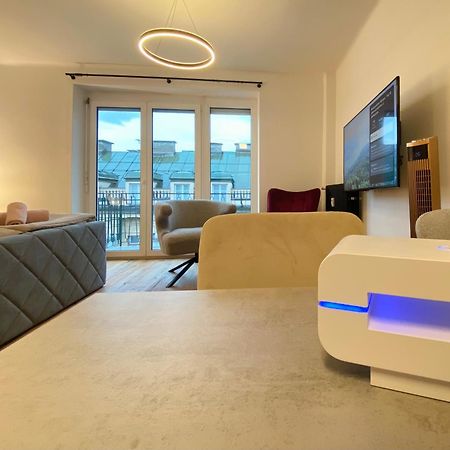 Bamo Studio - City Living Downtown Klagenfurt am Woerthersee Buitenkant foto