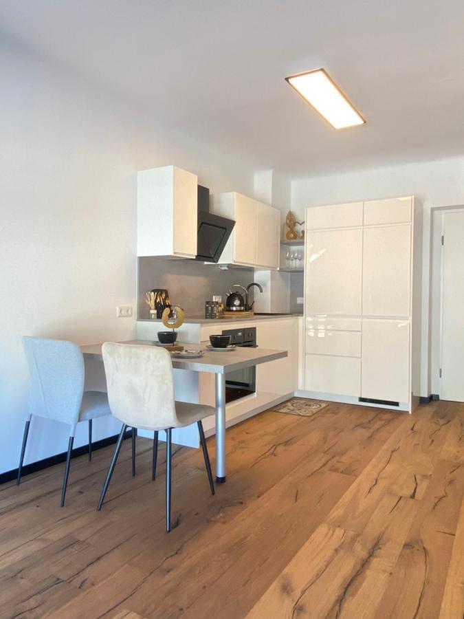 Bamo Studio - City Living Downtown Klagenfurt am Woerthersee Buitenkant foto